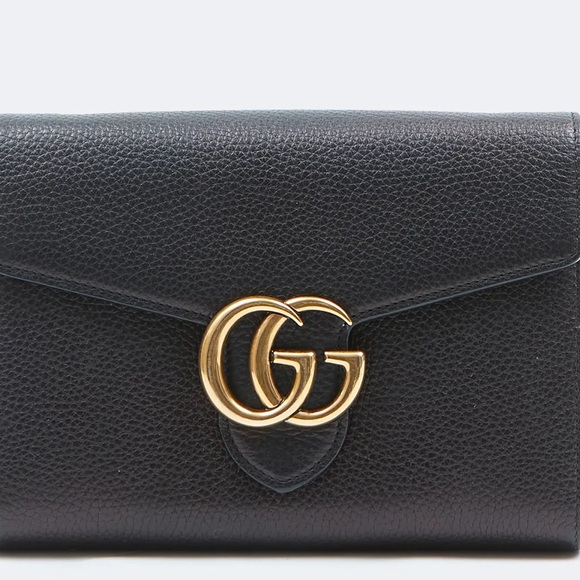 GUCCI BLACK GRAINED LEATHER GG MARMONT SMALL CHAIN BAG - Picture 3 of 10